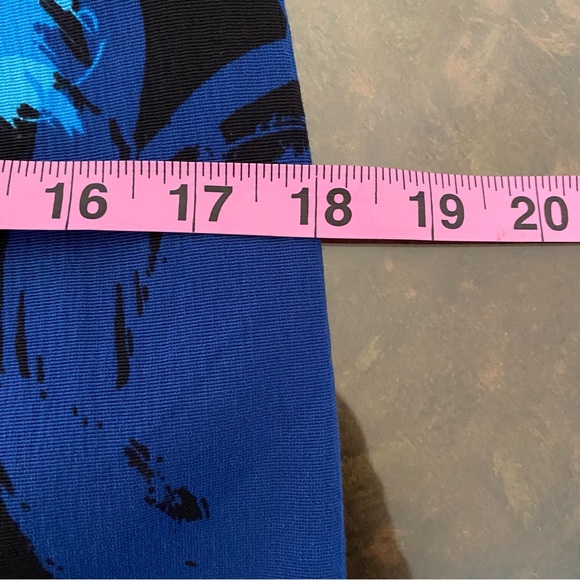 🆕 Trina Turk 'Natasha' Floral Print Dress - 4 - Picture 9 of 10